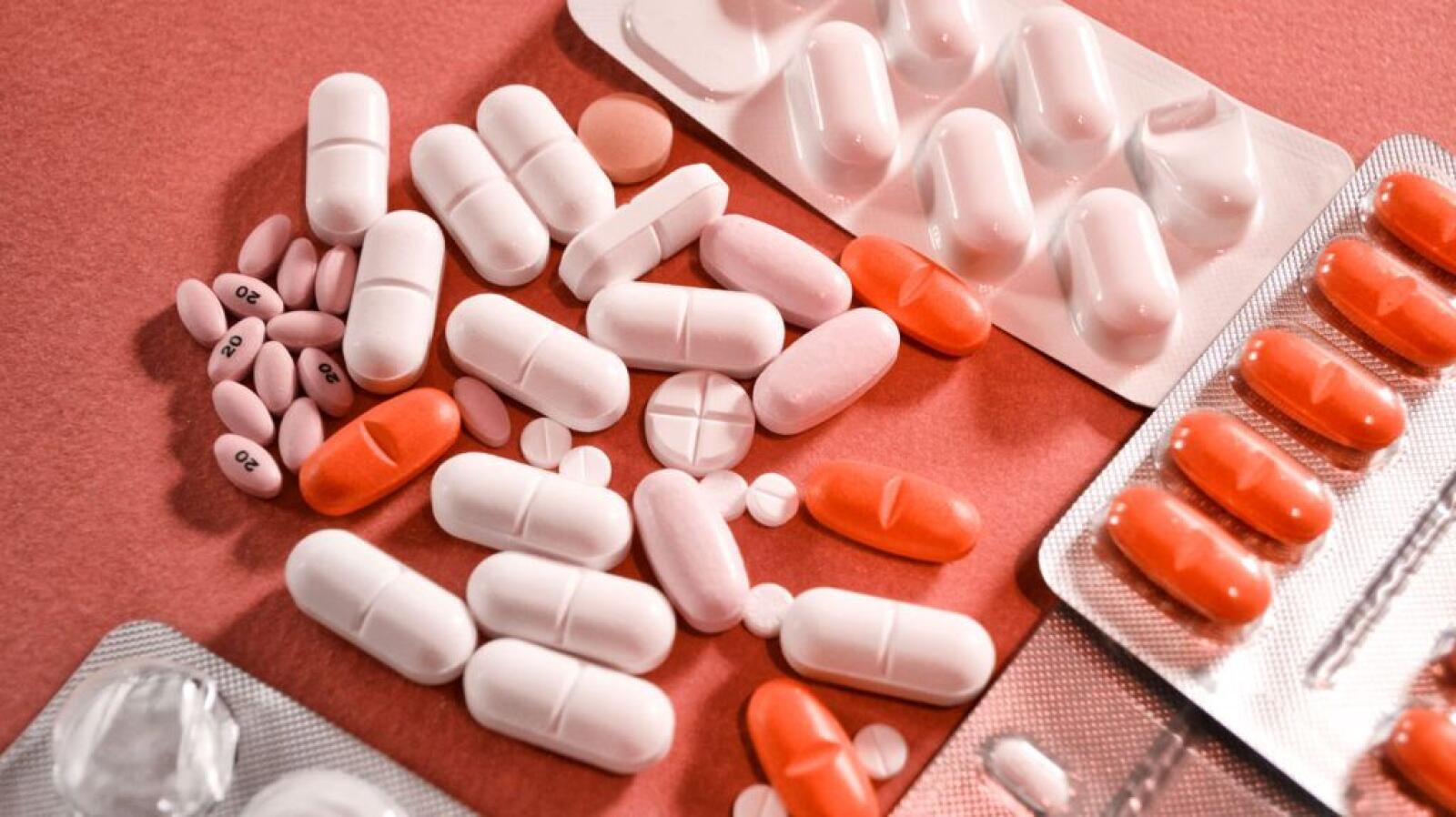 Off-Label Use: Examples, Benefits, and Risks