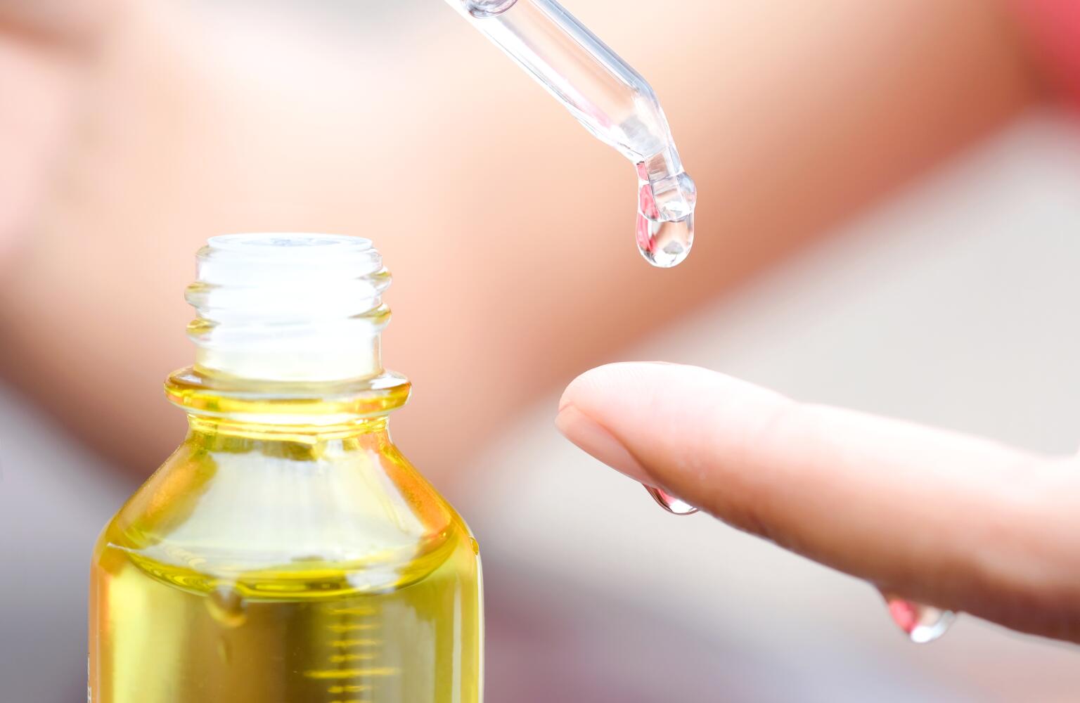 Breast Enlargement Scarring: Healing Timeline & Scar Minimizing Techniques