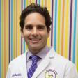 Photo: Dr. Erik Nisimblat, MD