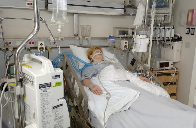 icu female patient