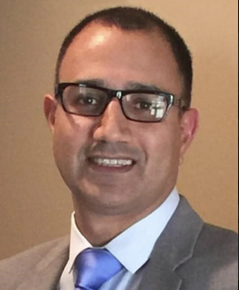 Abid R Dr. Abid Bhat, MD – Critical Care Medicine Specialist for Acute ...