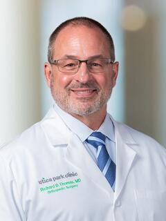 Dr. Richard Thomas, MD | Orthopedic Spine Surgery in Tulsa, OK ...