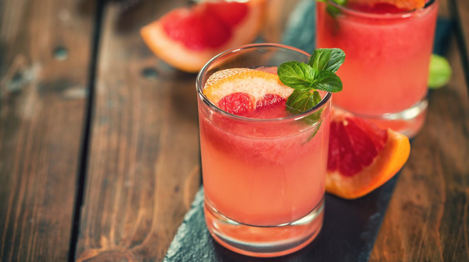 Christmas Cocktails 7 LowSugar Alcoholic Drinks