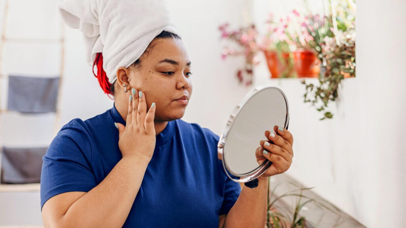 Sebum Plugs: Causes, Skin Health, and Safe Removal