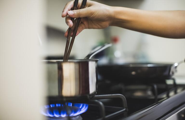 cooking-pan-on-stovetop