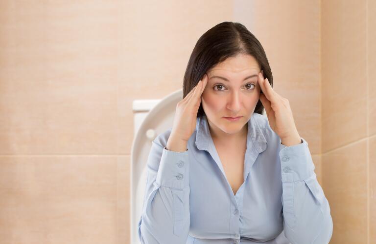 constipated-woman-on-toilet
