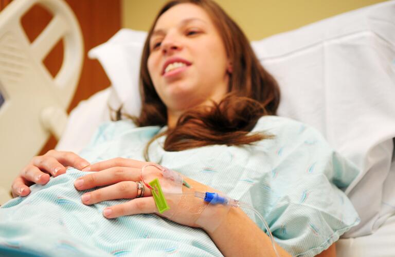 woman in delivery room
