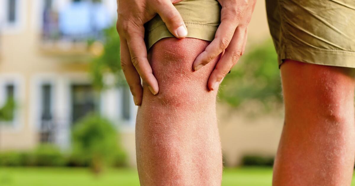 Knee Lump - Symptoms, Causes, Treatments