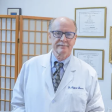 Photo: Dr. Clifford Kearns, DC