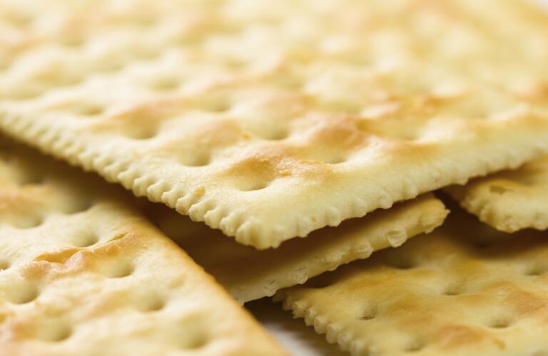 saltine-crackers