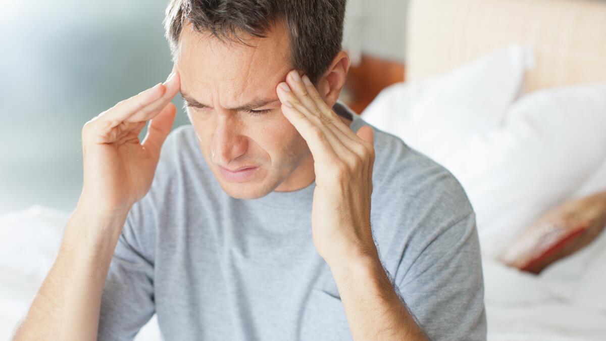 8 Reasons to See a Neurologist: Neurological Symptoms & Disorders