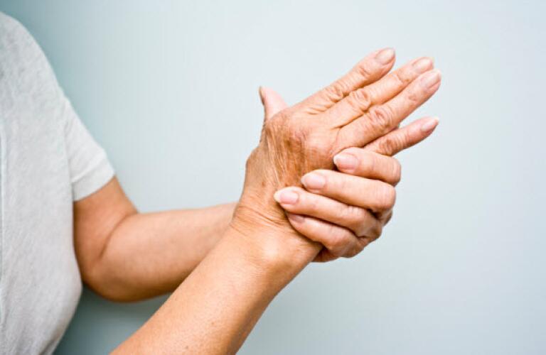 The Risks of Not Treating Rheumatoid Arthritis Physician Article