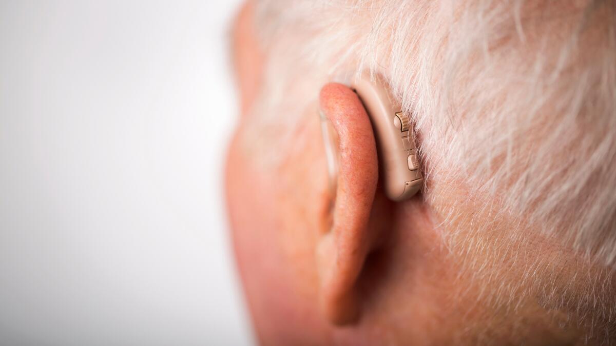 Hearing Loss Risk Factors & Treatment | Hearing Aids & Cochlear Implants