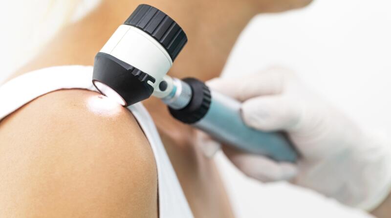 Who’s the Best Dermatologist for Sensitive Skin?