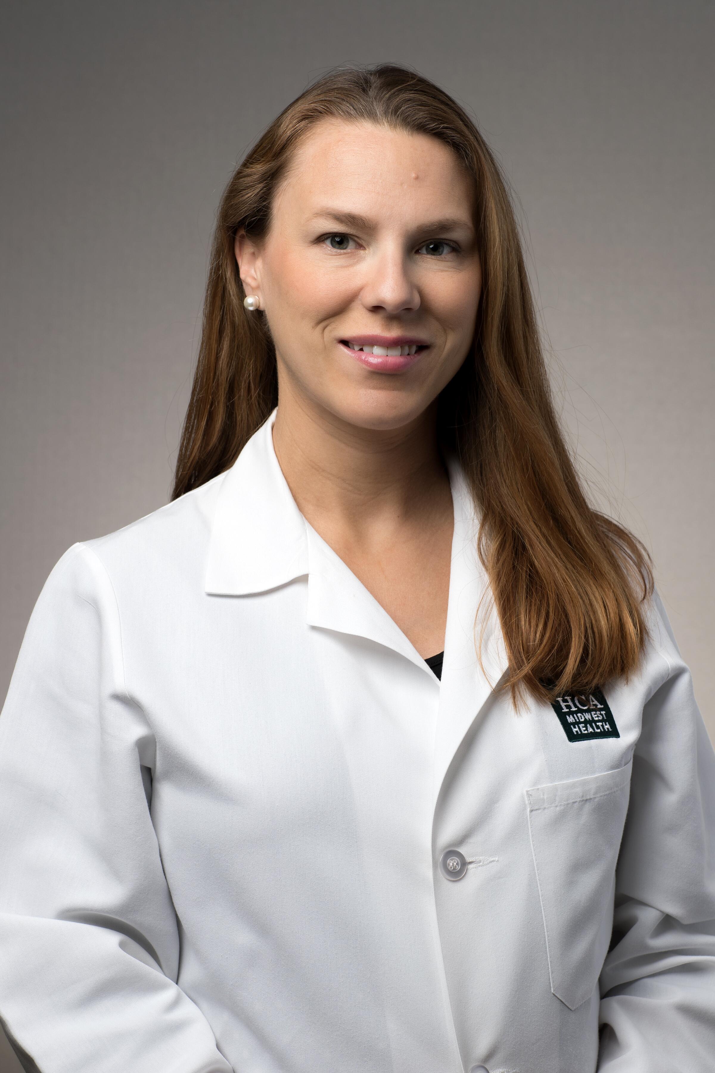 Dr. Shannon Carpenter, MD Orthopedic Surgery in Lenexa, KS