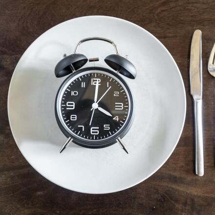 Get the basics of fasting, including when and why to fast, fasting benefits and risks, and how to practice intermittent fasting.