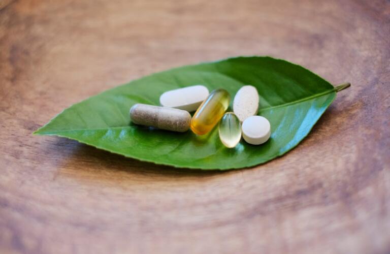 natural supplements, vitamins, pills, supplements