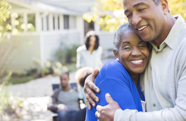 senior-couple-embracing