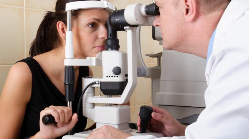 Optometrist