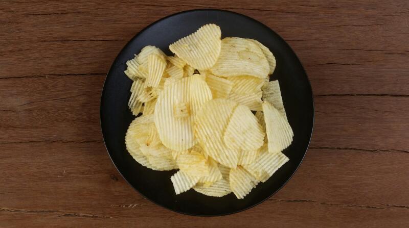 Is It Safe To Eat Potato Chips With Colitis or Crohn's