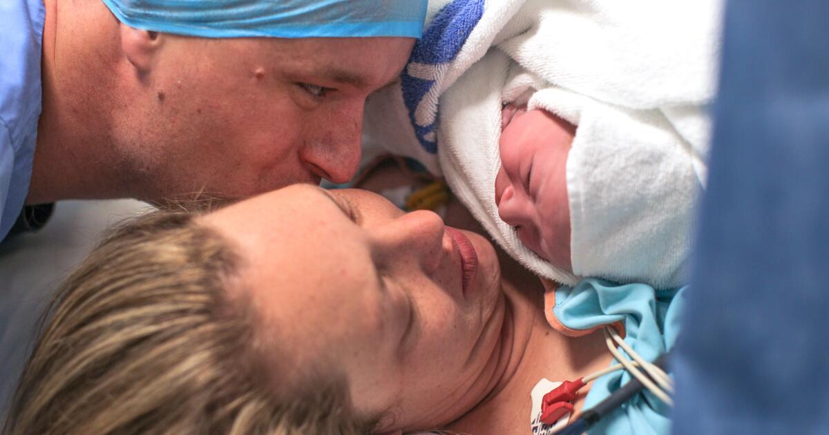 Cesarean Section (C-Section): Procedure Details, Risks & Recovery