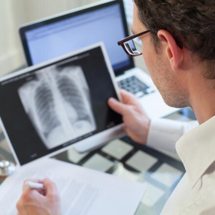 Lung cancer is a complex type of cancer that affects everyone differently. That’s why you should follow a unique treatment plan.