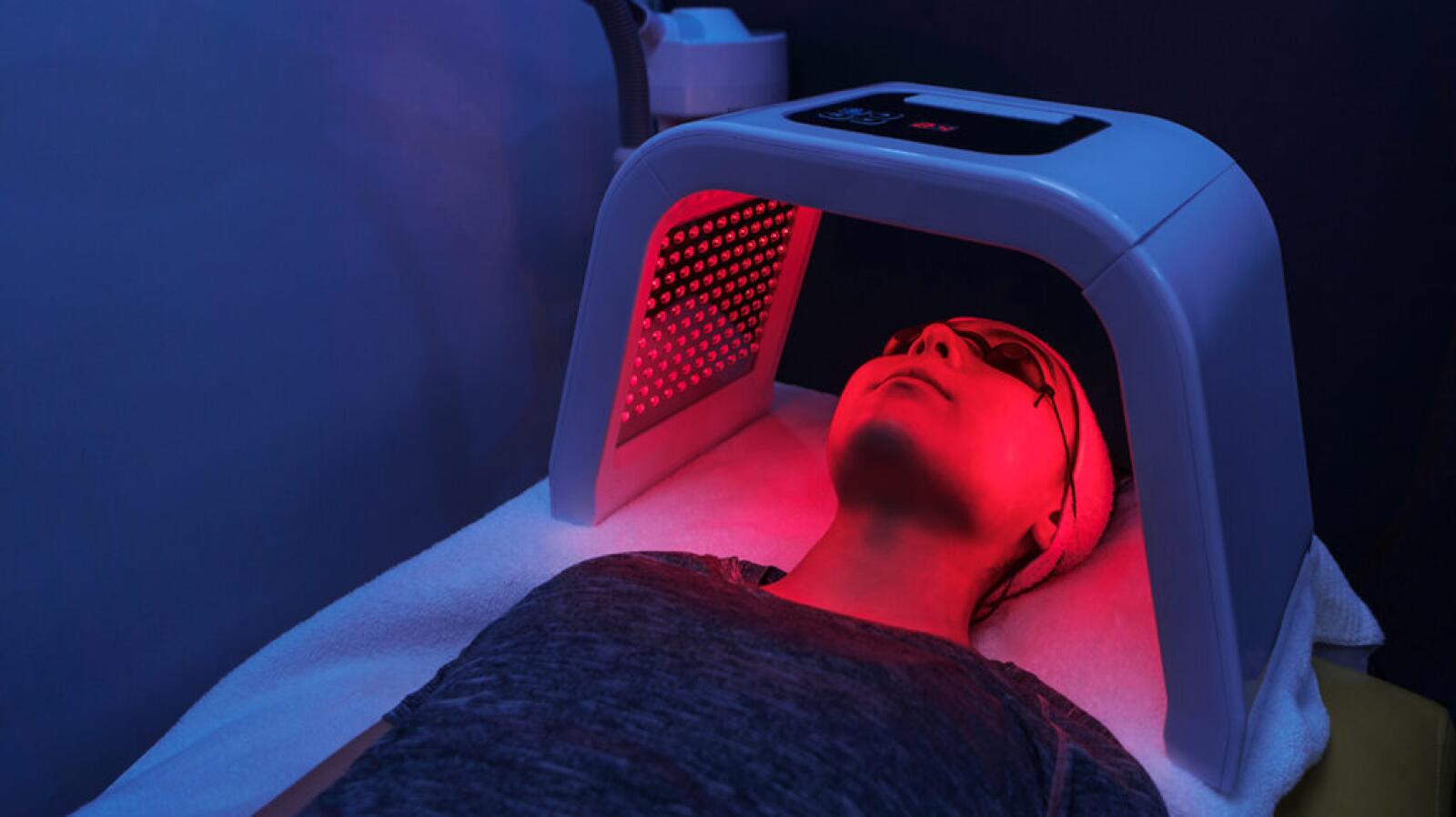 Red Light Process Red Light Therapy: Uses, Effectiveness, Side Effects