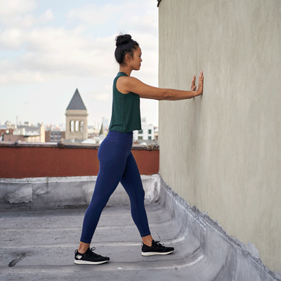 grt-4-06-standingcalfstretch-1.gif