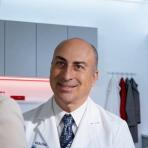 Dr. Larry Holt, DC