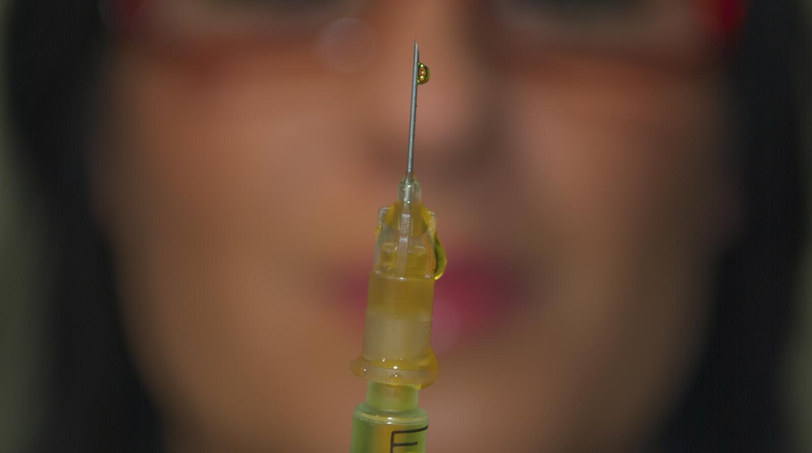 How to Give Yourself Diabetes Injections Correctly: 8 Tips