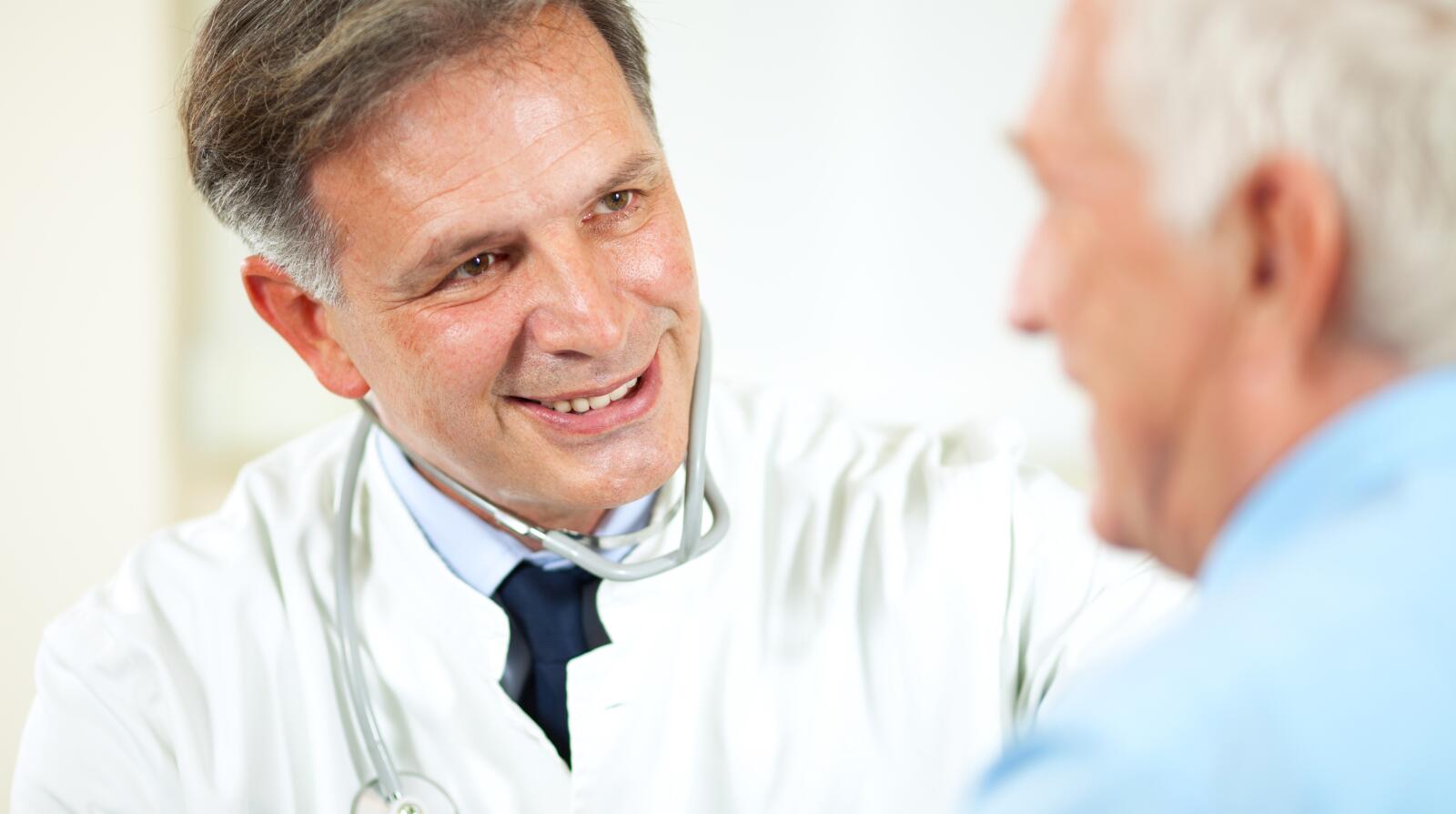 8 Tips for Choosing a Cardiac Surgeon