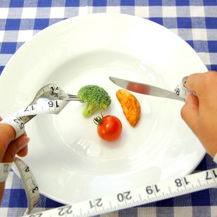 Fasting diets promise quick weight loss, but are they healthy? Find out what you need to know before starting an intermittent fasting diet and how to fast safely.