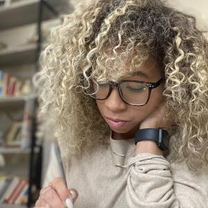 Ashley Ann Lora_Finding the Root of My Stress – the Most Common Eczema Trigger