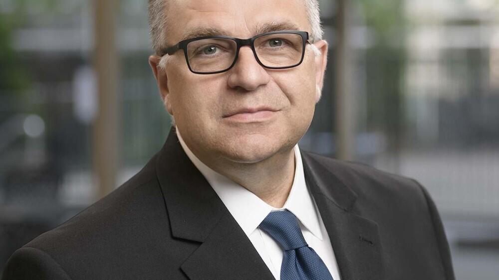 Dr. Gaetano Rocco, MD – Cardiothoracic Surgeon for Collapsed Lung ...