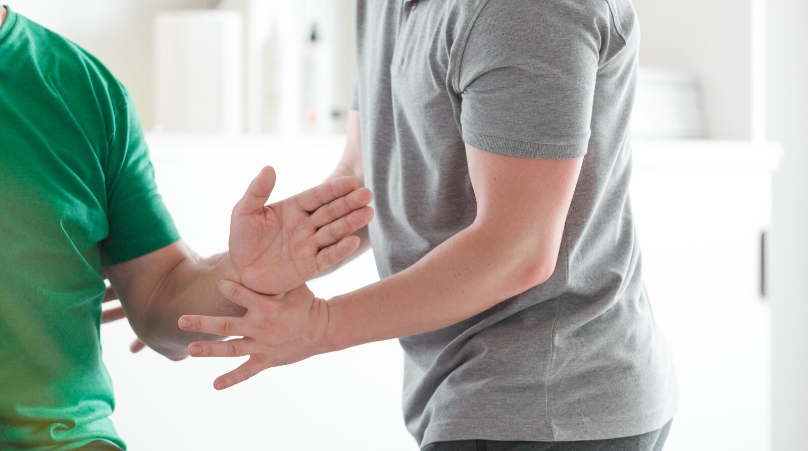 9 Exercises to Relieve Tennis Elbow