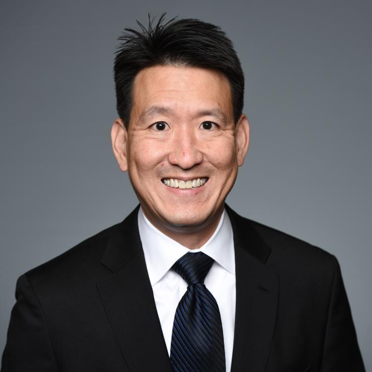 Dr. Peter Yoon, MD Internal Medicine in Lombard, IL Healthline FindCare