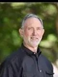 Image of Dr. Saunders