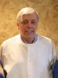 Image of Dr. Tucker