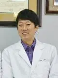 Image of Dr. Lee