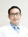 Image of Dr. Nguyen