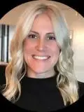 Image of Chloe Dobbert