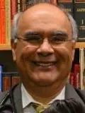 Image of Dr. Reyes