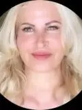 Image of Rachelle Anderson