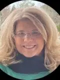 Image of Tracy Smith